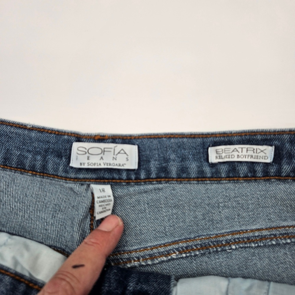 Sofia‎ Jeans Beatrix Relaxed Boyfriend Mid Rise Distressed Ankle Denim Blue 18 - Picture 4 of 10